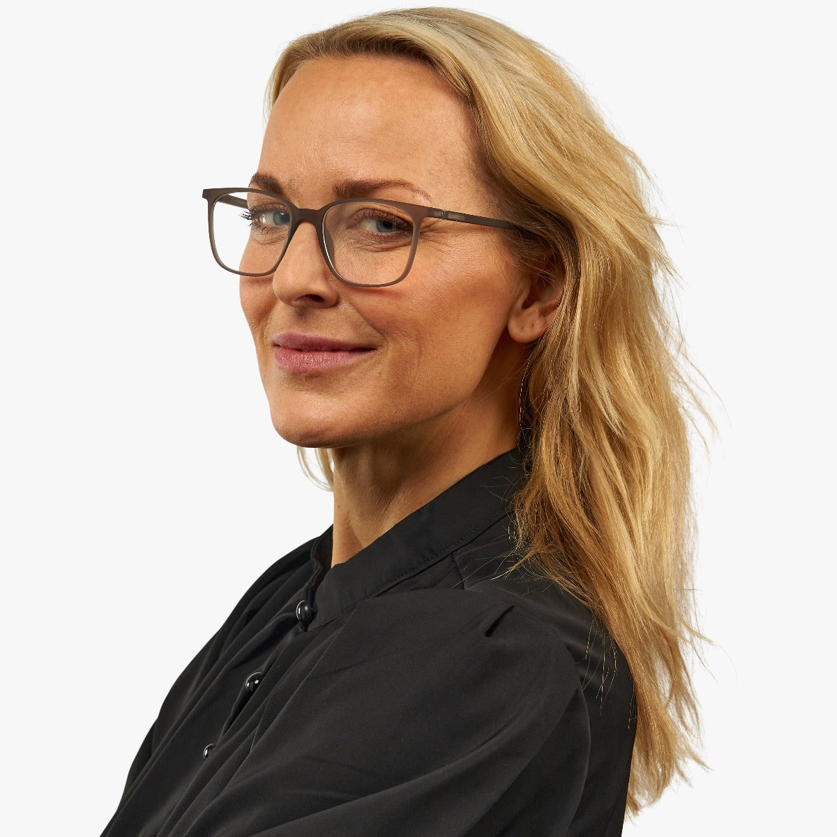 Person wearing Fyn Grey rectangular glasses