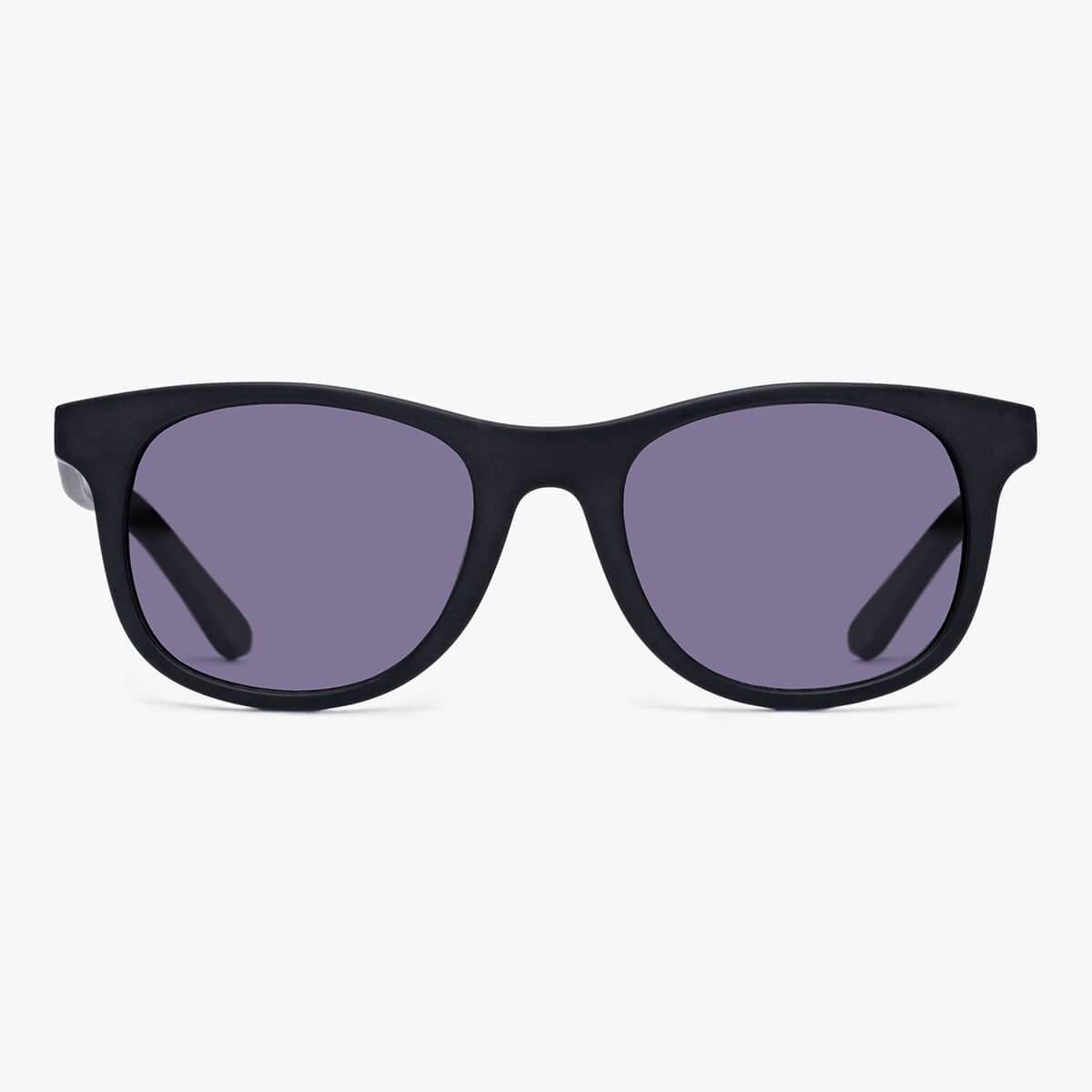 Malmö Black sunglasses with black frames and dark lenses
