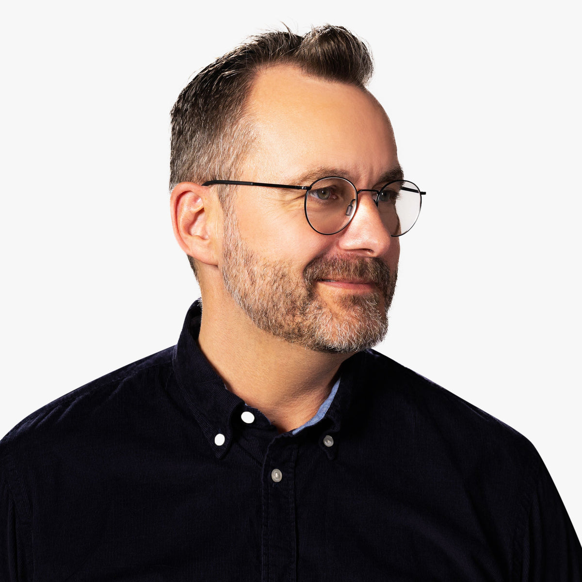 mens-silkeborg-black_reading-glasses_male-model-1.jpg?v=1771429270&width=1200