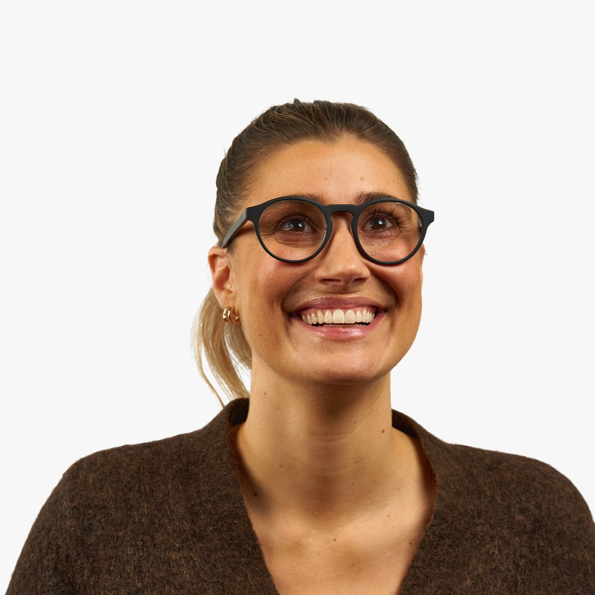 Person wearing Trondheim Black glasses