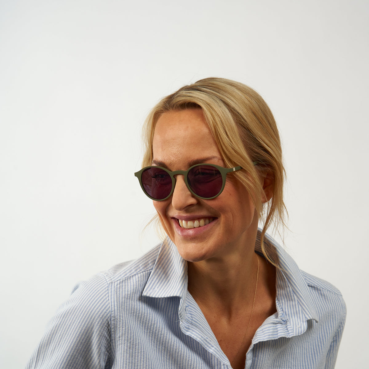 womens-laeso-dark-army_sunglasses_female-model-1.jpg?v=1771416417&width=1200