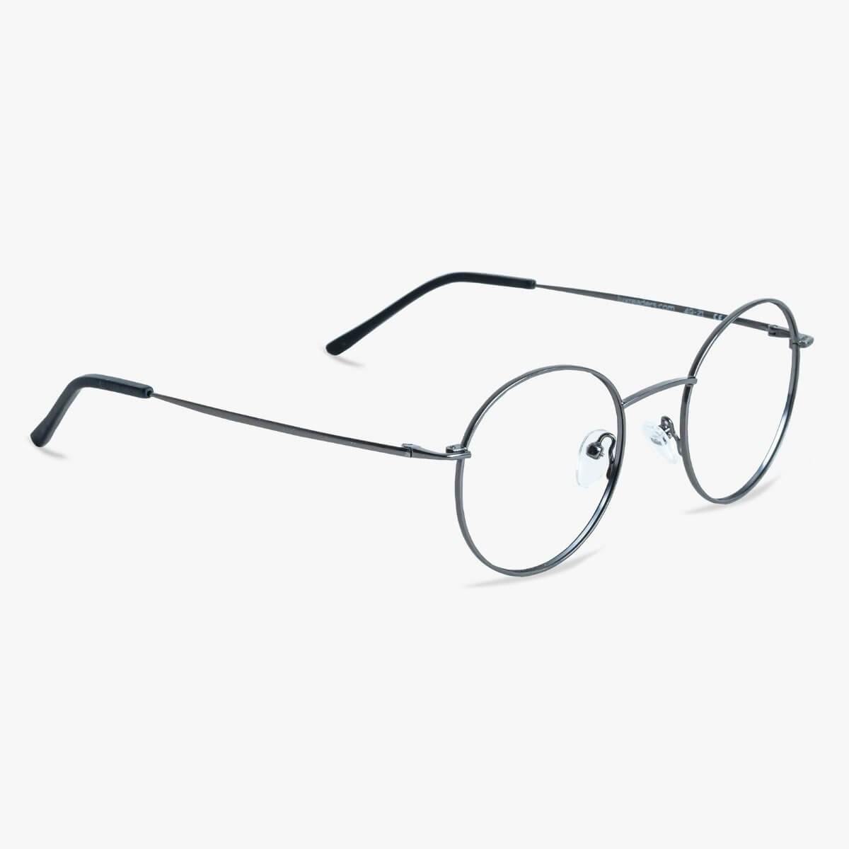 womens-tromso-gun_blue-light-glasses_image-2.jpg?v=1771418342&width=1200
